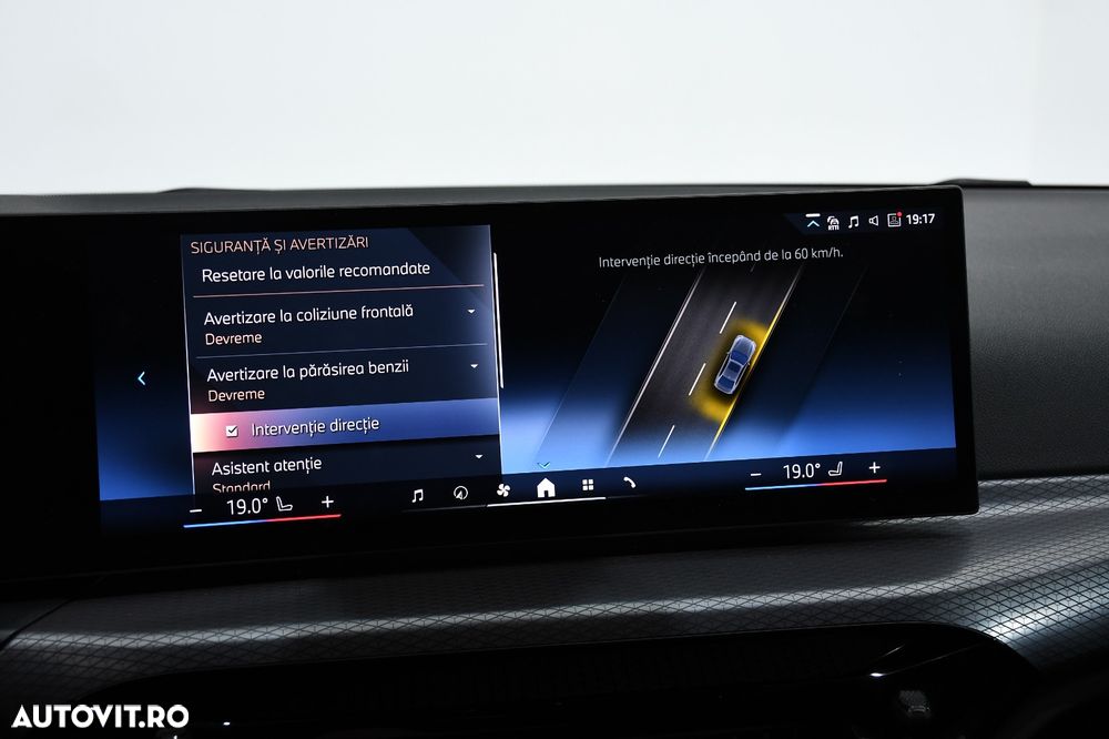 BMW Seria 3 320i xDrive AT - 18