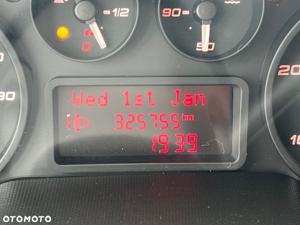 Iveco Daily 35S13 Carrier Xarios 350 (388) - 10