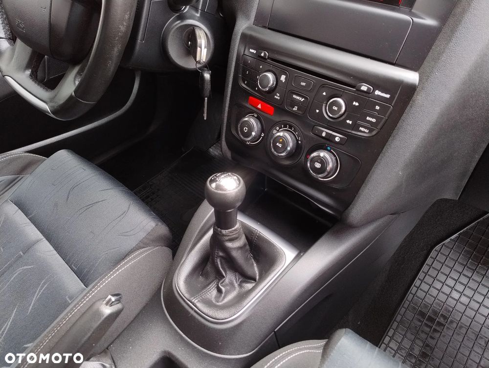 Citroën C4 VTi 95 Attraction - 16