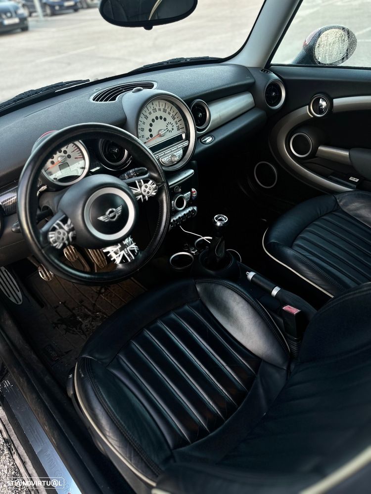MINI 3 Portas Cooper S - 2