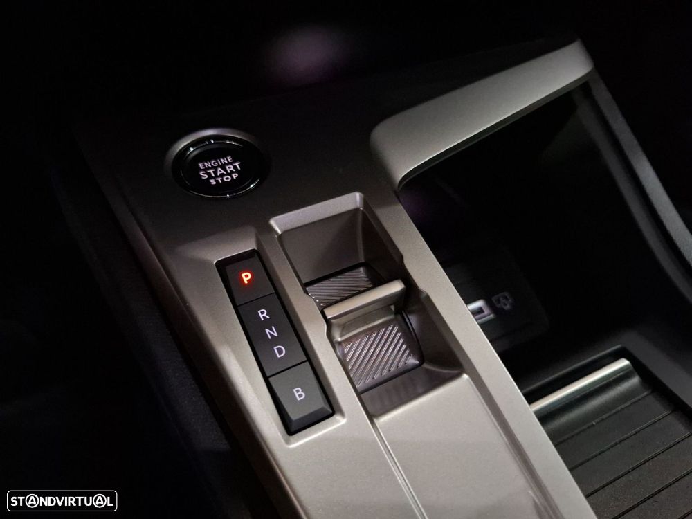 Peugeot e-308 54 kWh Allure - 21