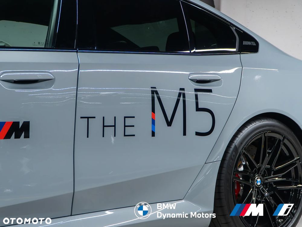 BMW M5 xDrive - 11
