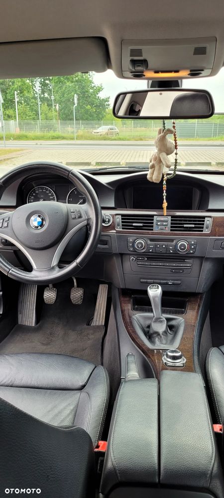 BMW Seria 3 320d - 13