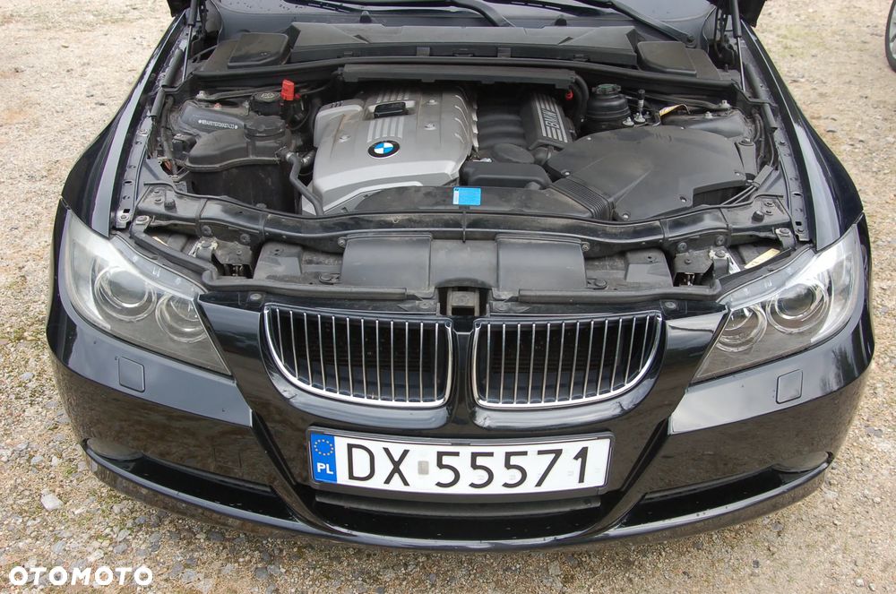 BMW Seria 3 325i - 16