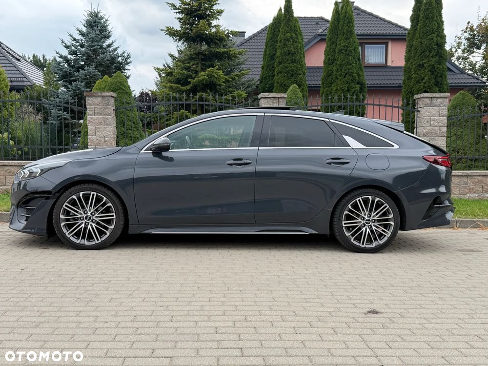 Kia Proceed 2023 photo 4