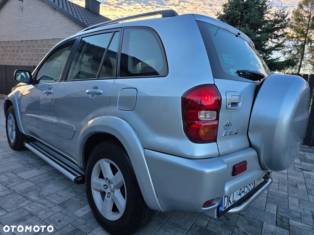 Toyota Rav4 2004 photo 4