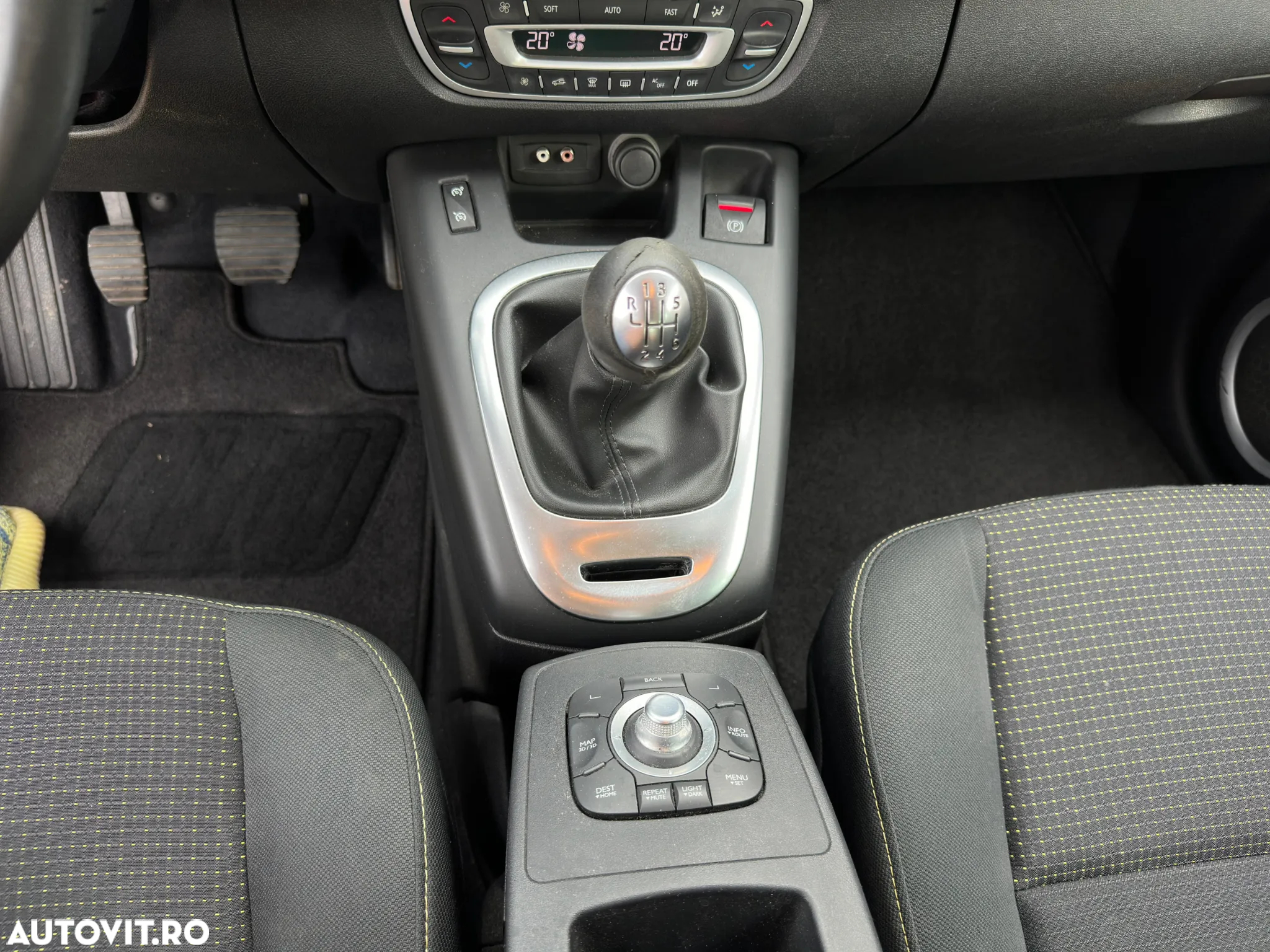 Renault Scenic - 5