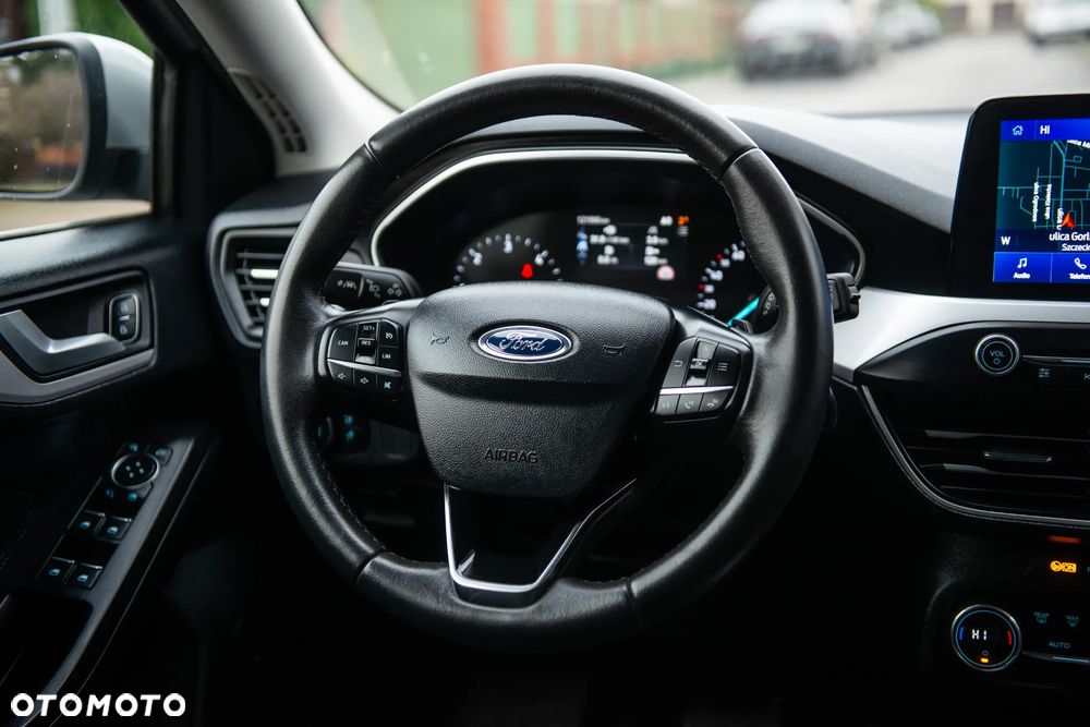 Ford Focus 1.5 EcoBlue Start-Stopp-System TITANIUM - 30