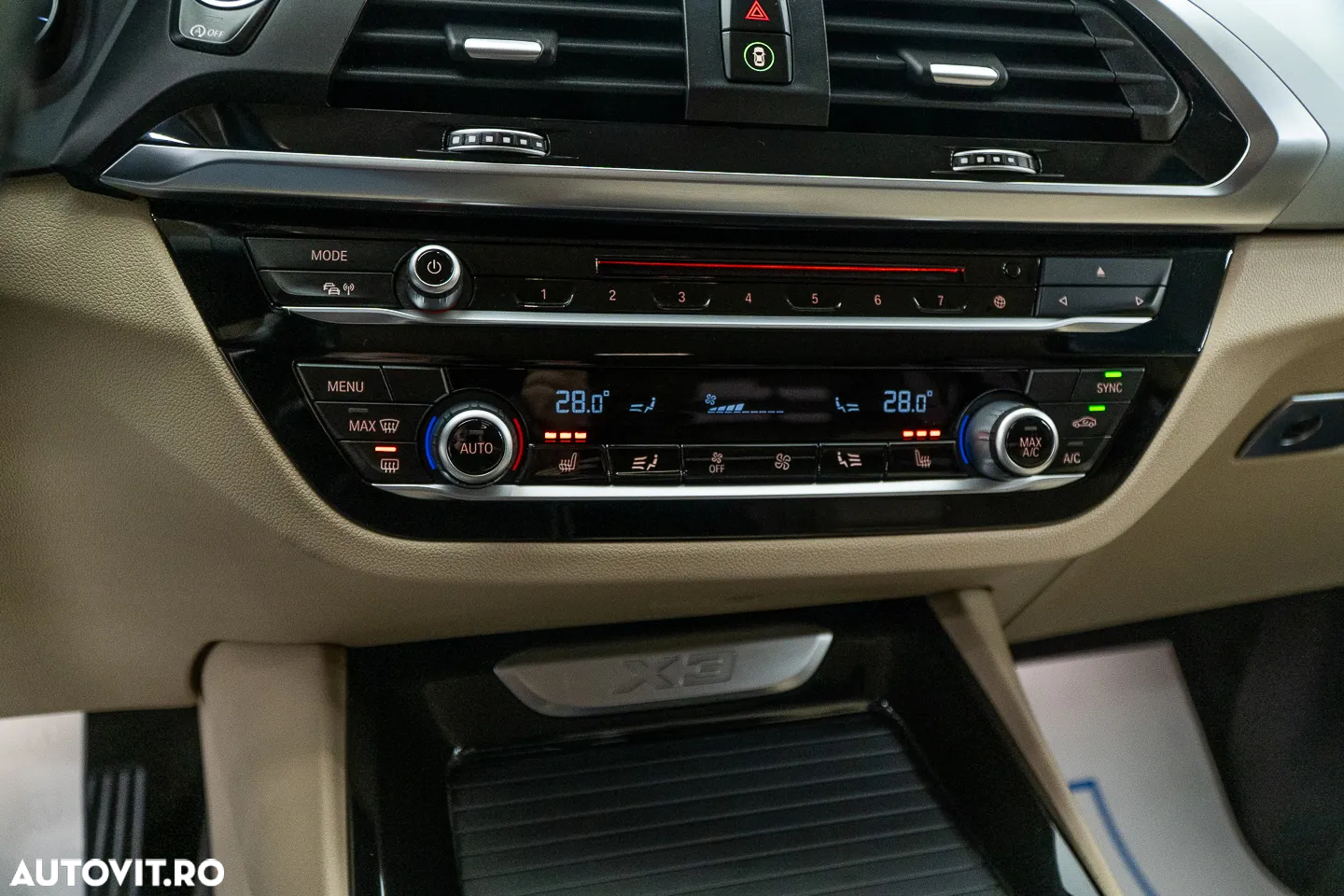 BMW X3 xDrive20d AT xLine - 12