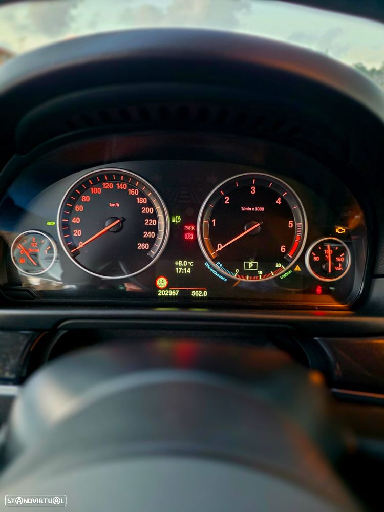 BMW 520 d Sport-Aut. - 22