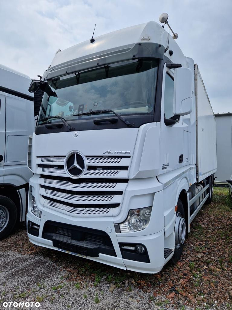 Mercedes-Benz Actros 2542 - 8