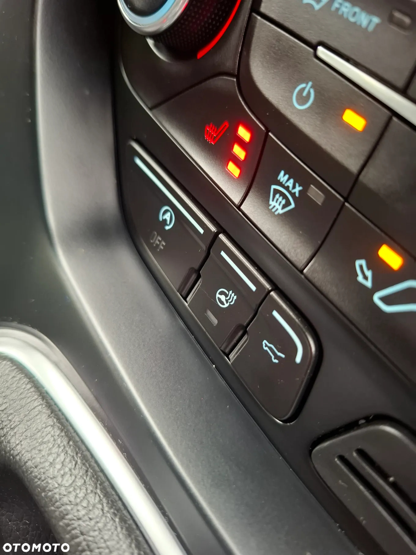 Ford Kuga - 9