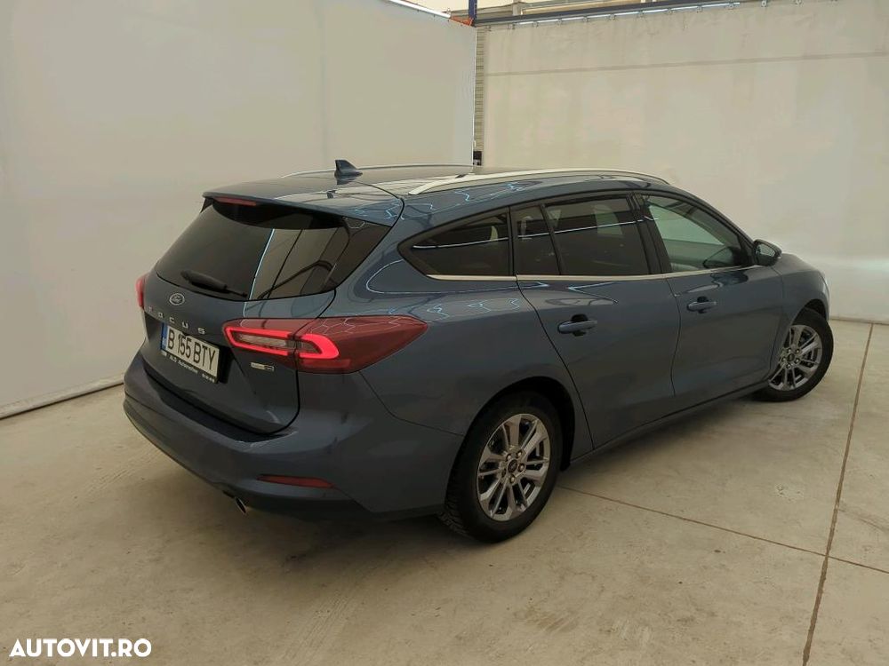 Ford Focus 1.0 EcoBoost Titanium - 3