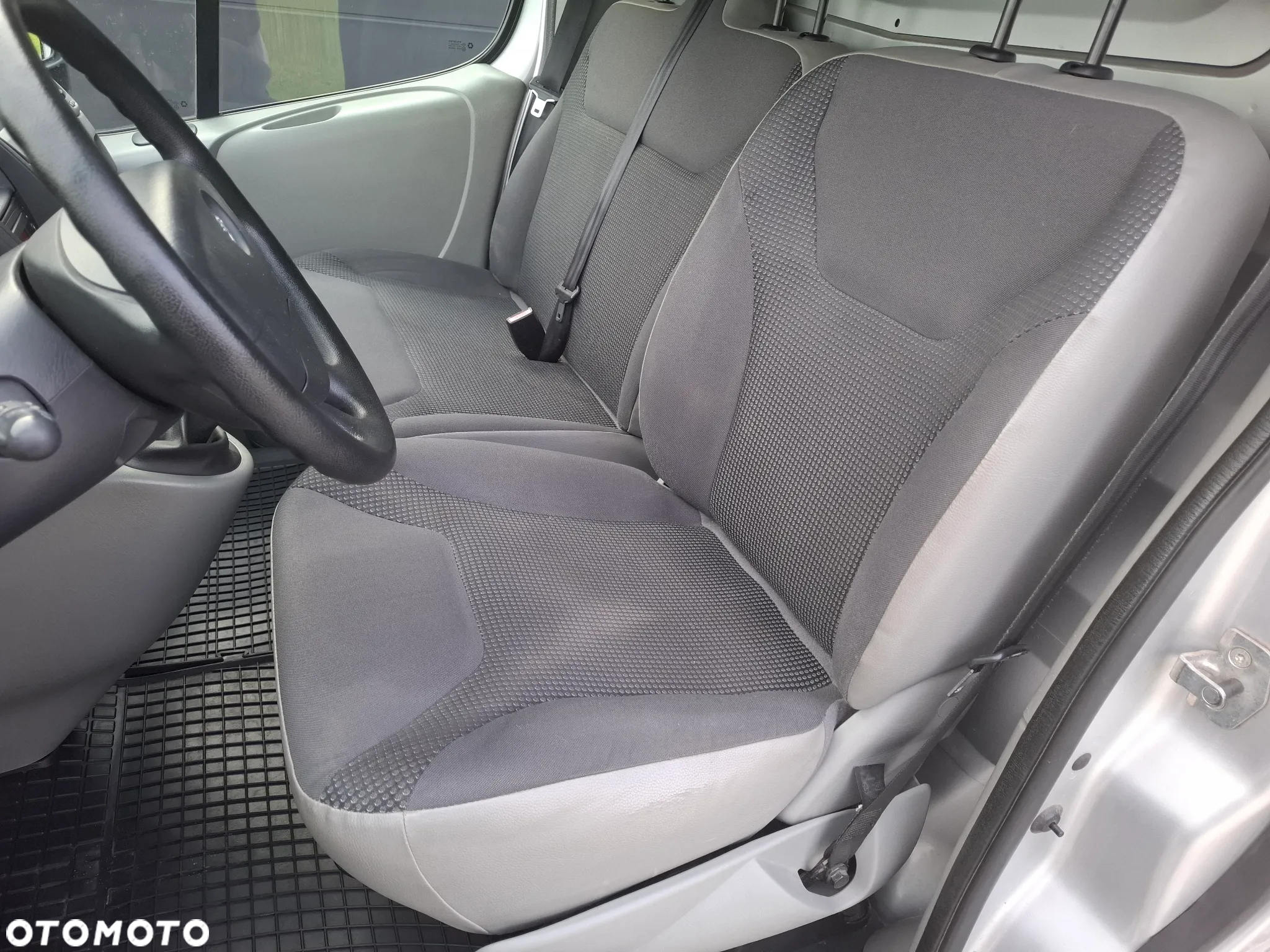 Opel Vivaro - 15