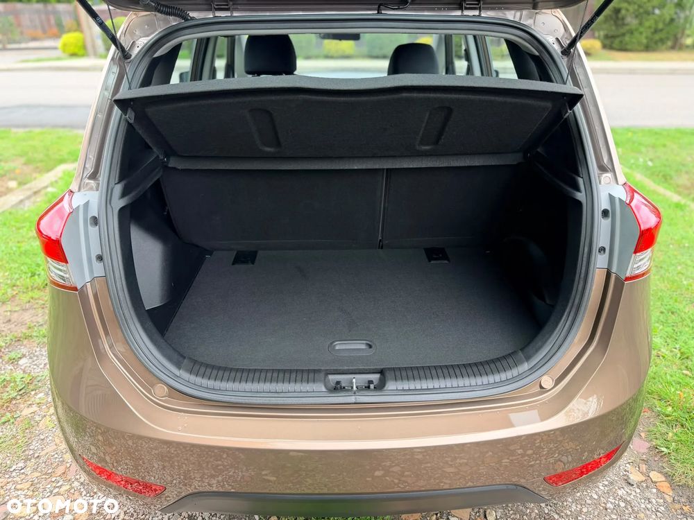 Hyundai ix20 1.4 Classic + - 22