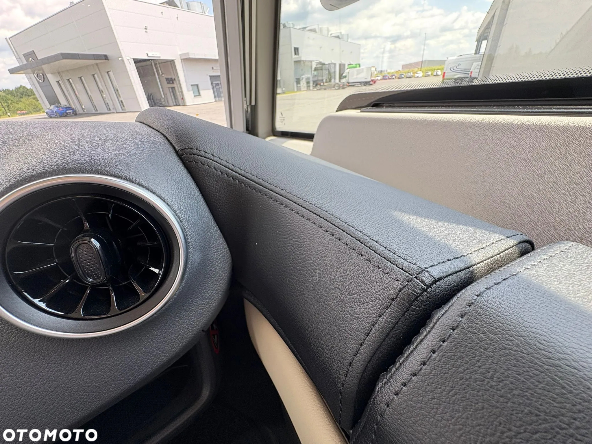 Adria Supersonic 890 LC - 21