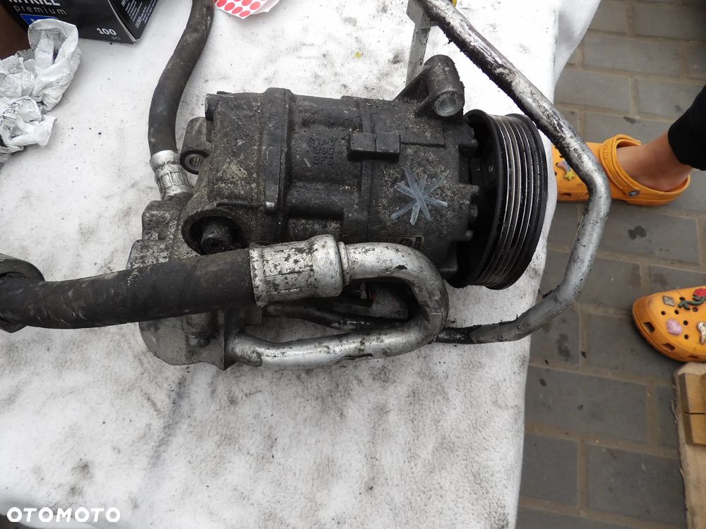 BMW - E80,E90 - 2.0i - KOMPRESOR , SPRĘŻARKA KLIMATYZACJI - 6915380 - 1