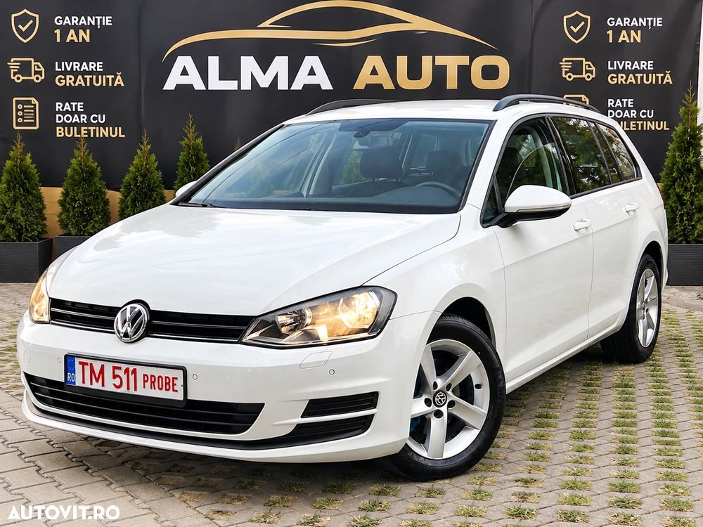 Volkswagen Golf - 1