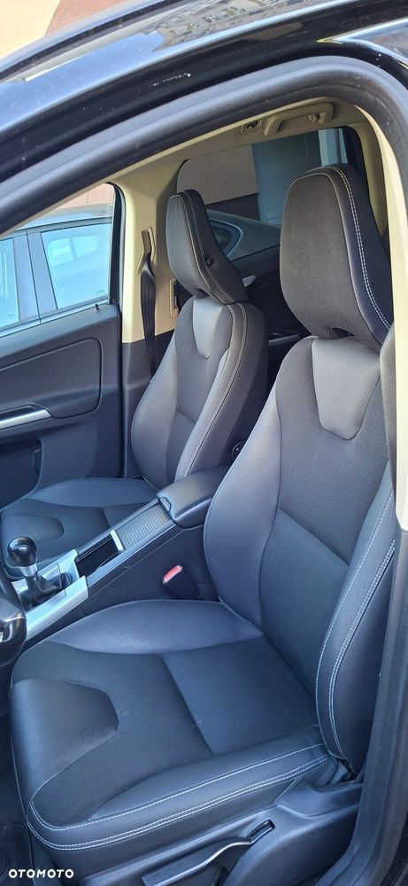 Volvo XC 60 D5 AWD Momentum - 20