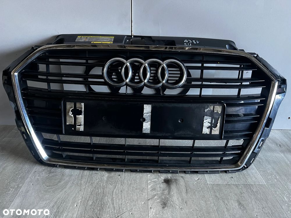 AUDI A3 8V GRILL ATRAPA CHROM BEZ USZKODZEŃ 8V3853651AA ORYGINAŁ IDEALNY - 1