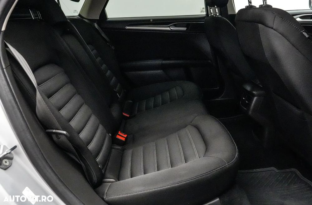 Ford Mondeo 2.0 TDCI Titanium - 17