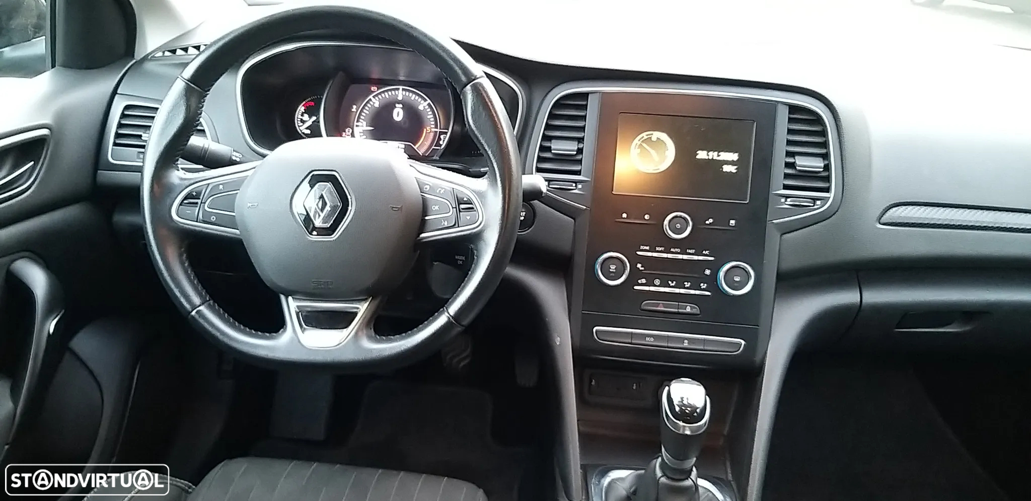 Renault Mégane Sport Tourer 1.5 Blue dCi Limited - 13