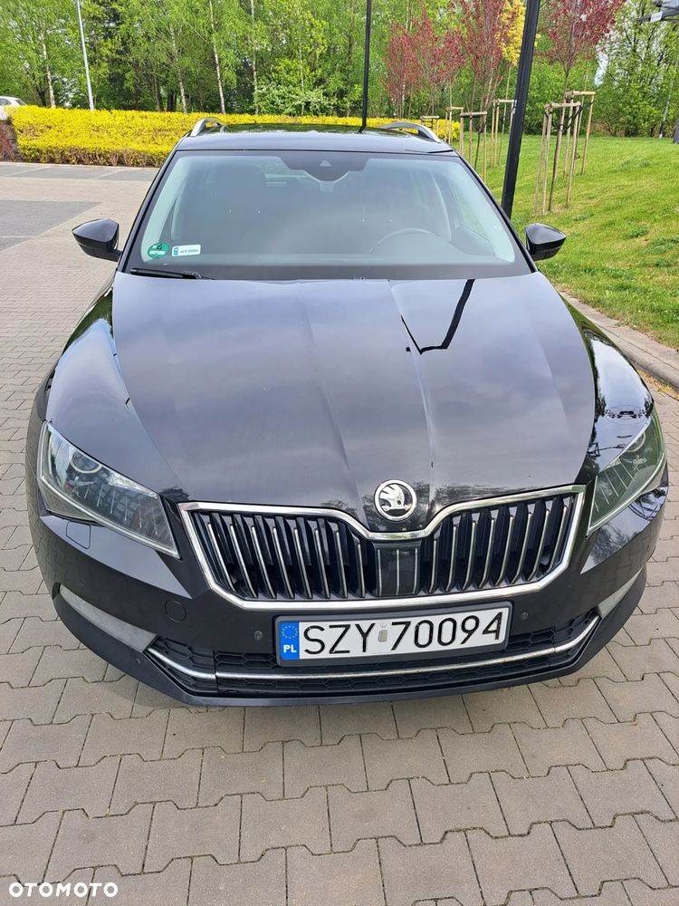 Skoda Superb 2.0 TDI DSG Premium Edition - 6