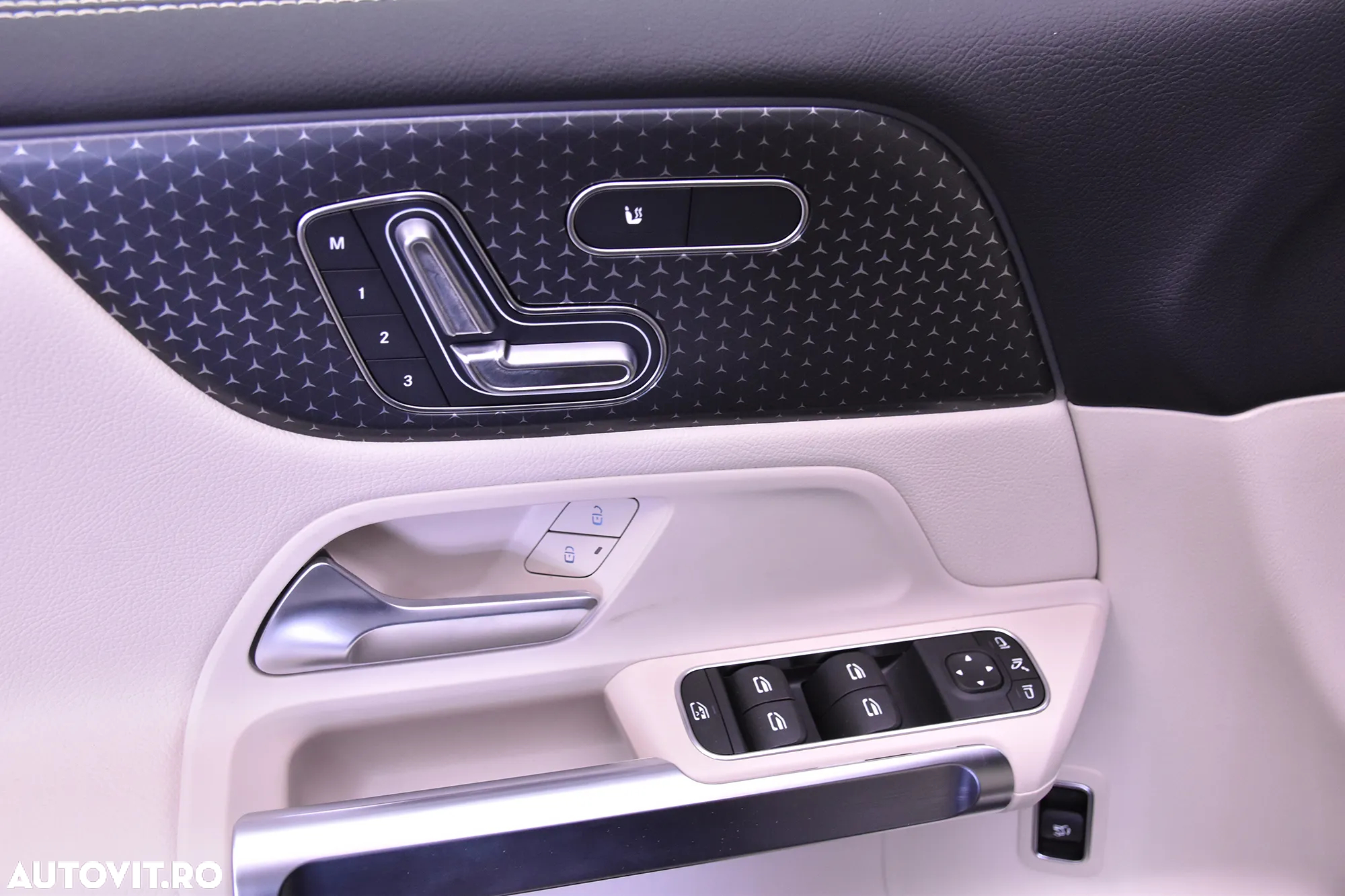 Mercedes-Benz GLB 220 d 4MATIC Aut. - 14