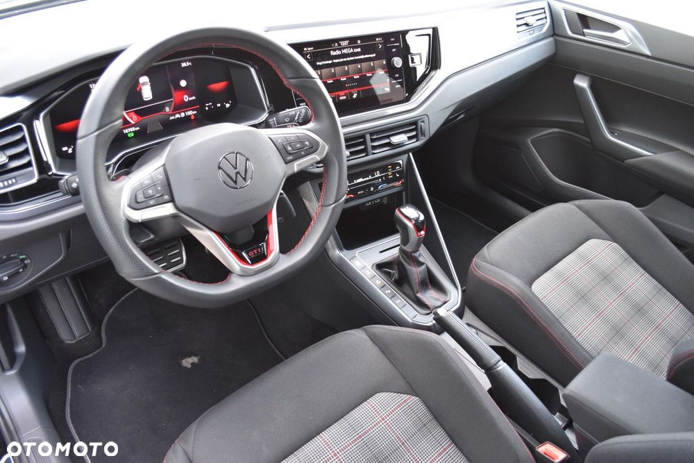 Volkswagen Polo - 9