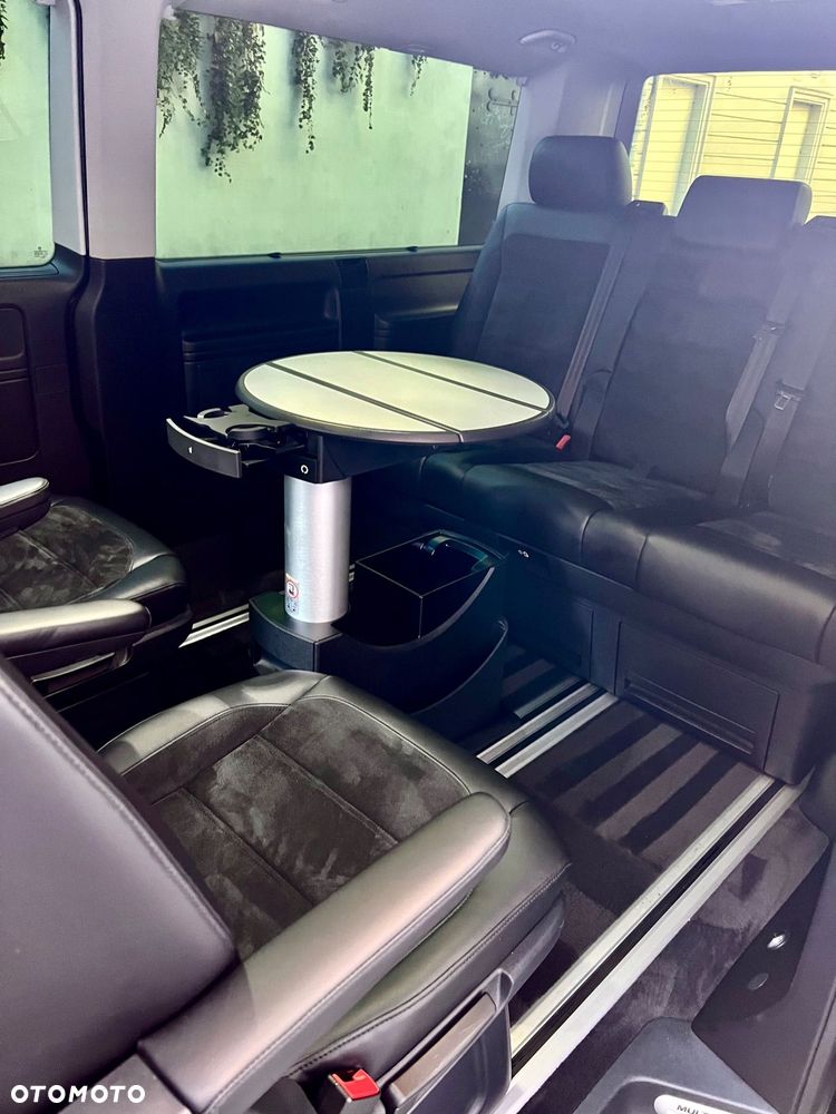 Volkswagen Multivan - 35