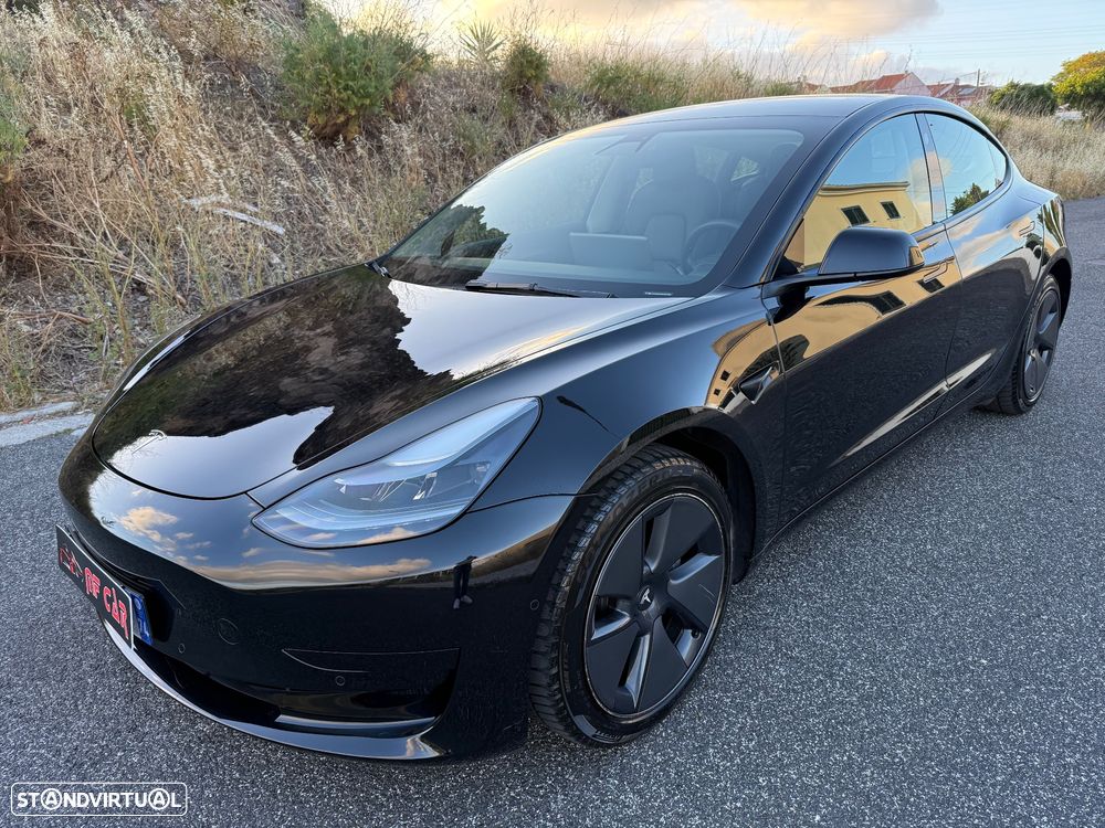 Tesla Model 3 Standard Range Plus RWD - 3