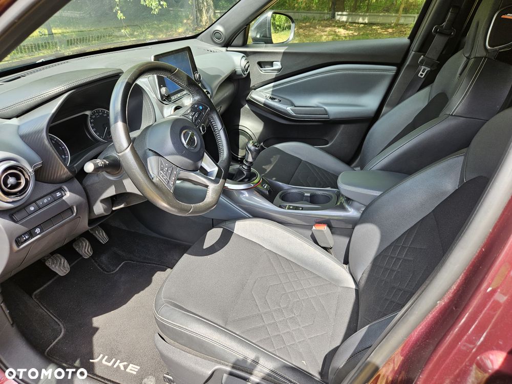 Nissan Juke 1.0 DIG-T Tekna - 10