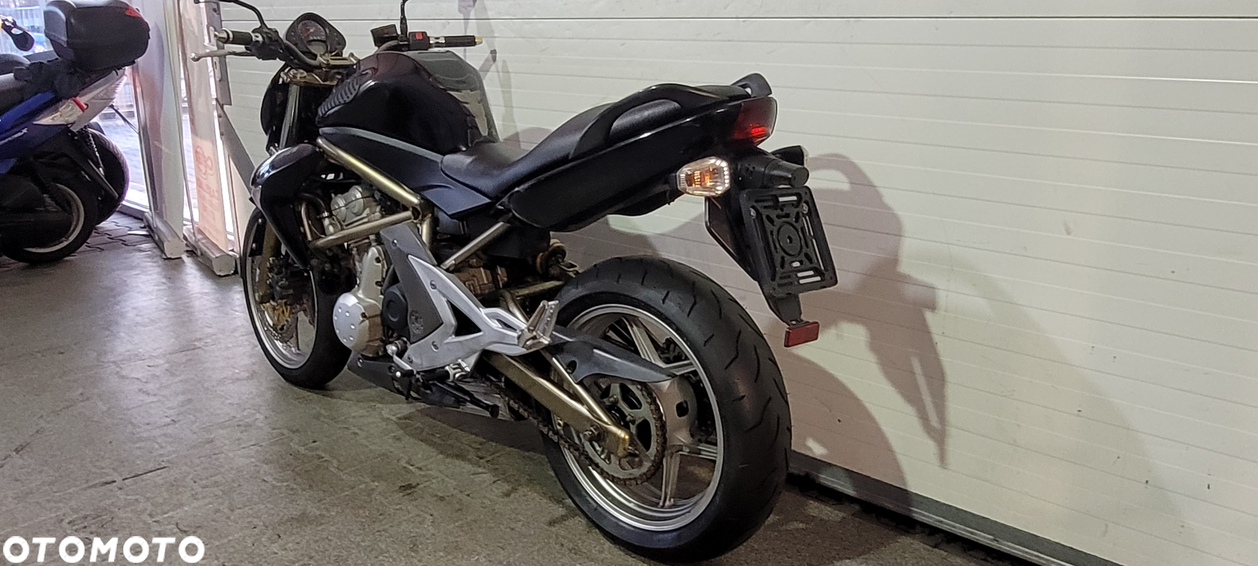 Kawasaki ER - 20