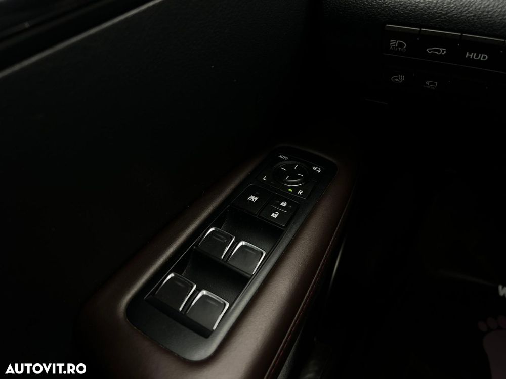 Lexus Seria RX - 33