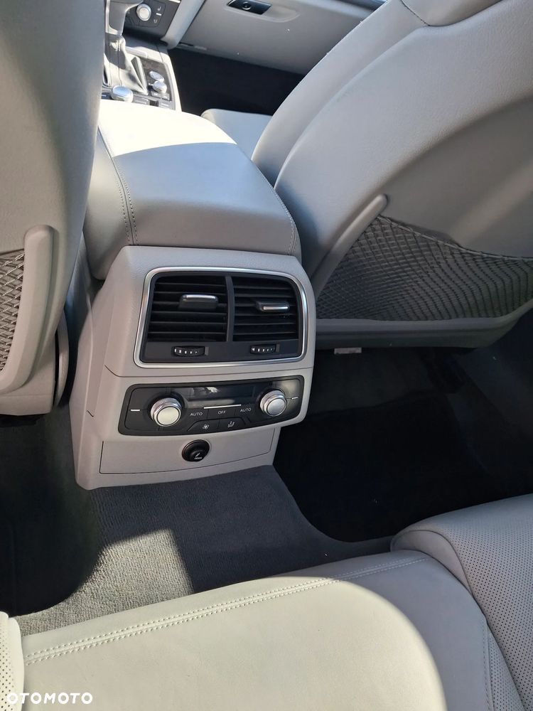 Audi A6 Limousine 2.8 FSI Quattro S tronic - 26