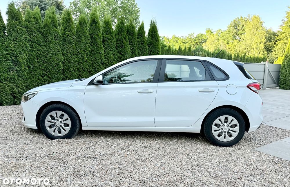 Hyundai i30 1.4 Classic + - 8