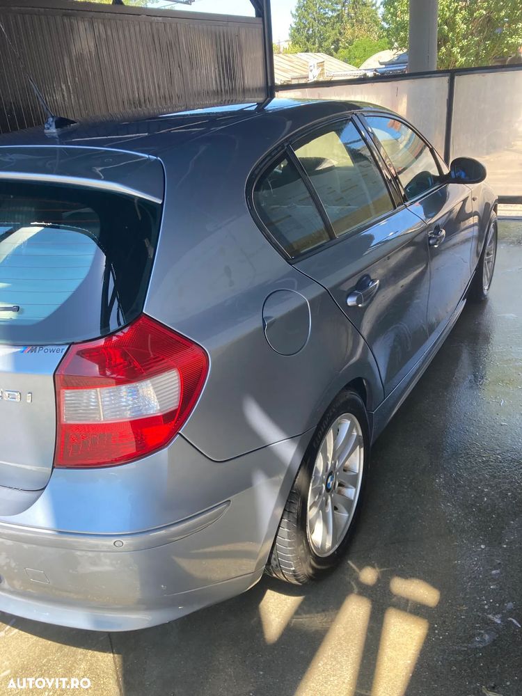 BMW Seria 1 120i - 5