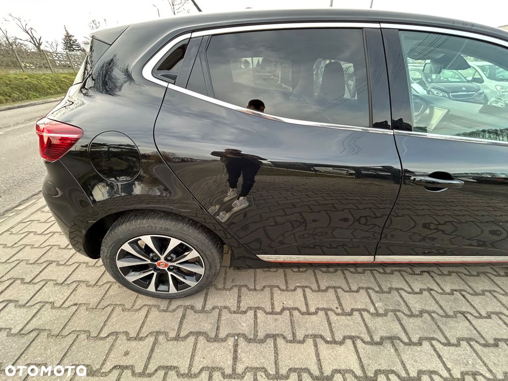 Renault Clio - 17