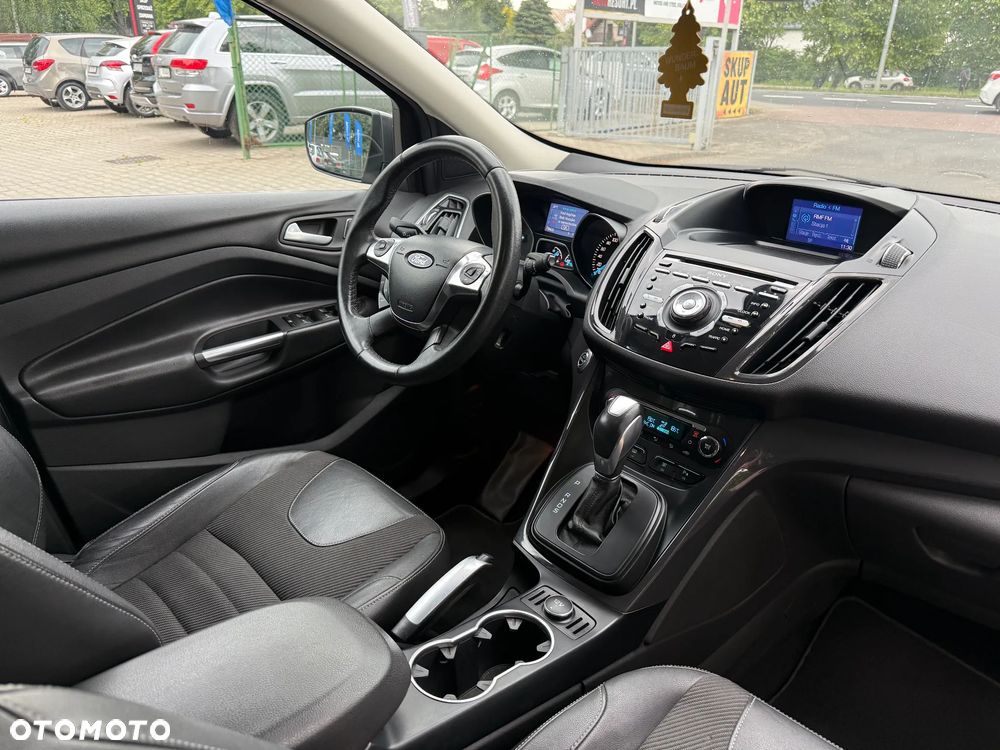 Ford Kuga - 25