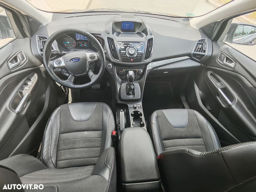 Ford Kuga 2.0 TDCi Powershift 4WD Titanium - 6