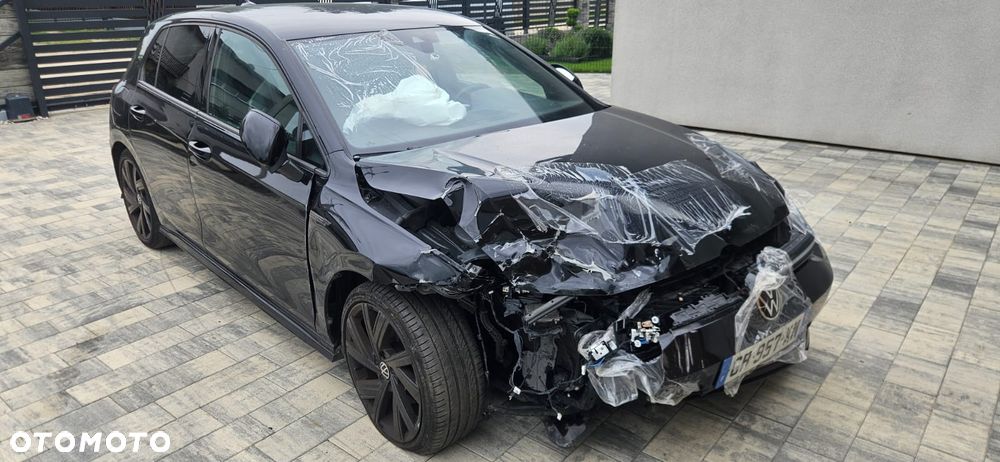 Volkswagen Golf - 5