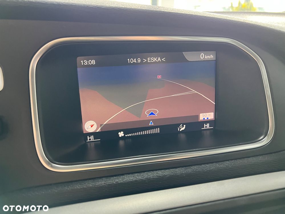 Volvo V40 - 15
