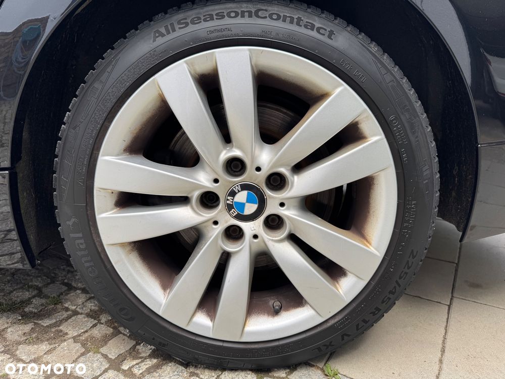 BMW Seria 3 325d DPF Edition Sport - 28