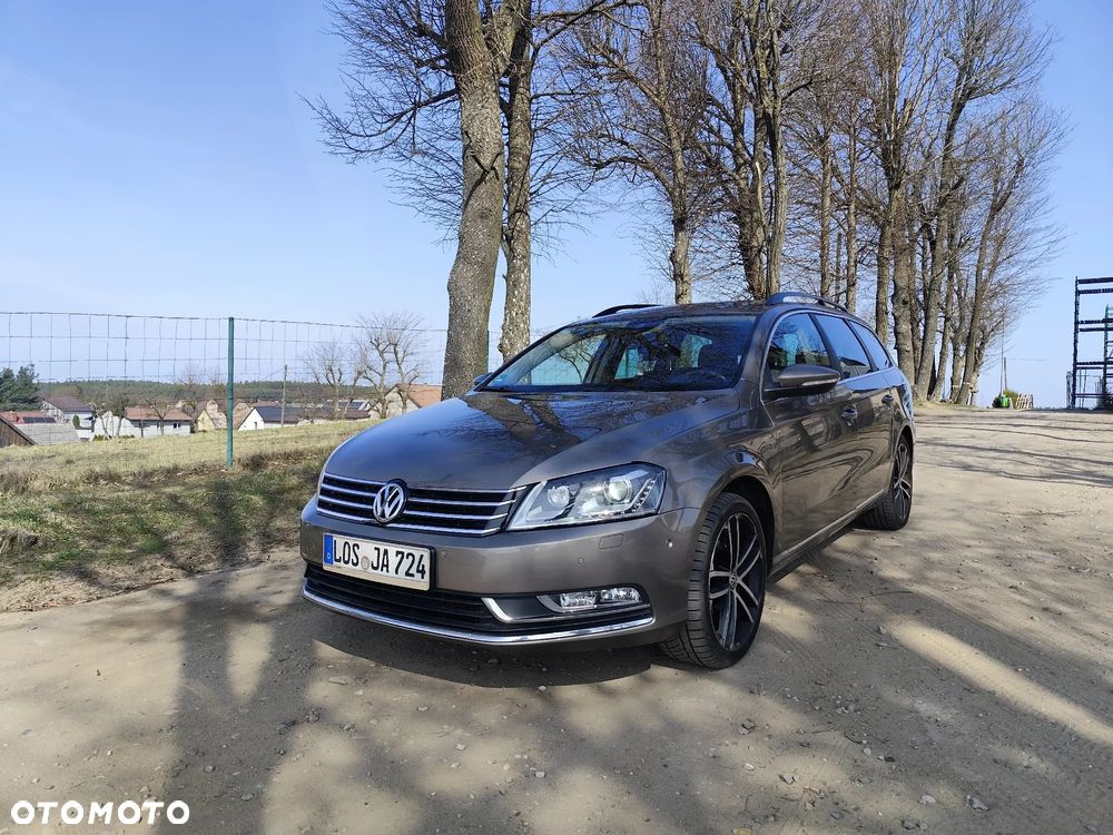 Volkswagen Passat 2.0 TDI Sportline DSG - 4