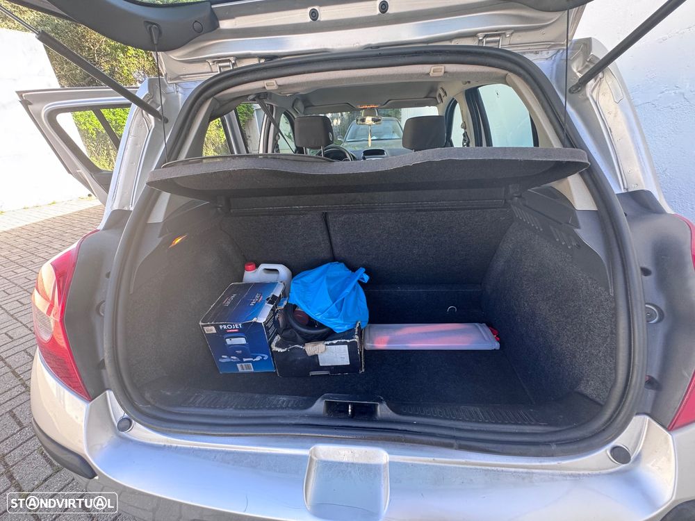 Renault Clio 1.4 16V Dynamique Luxe - 14