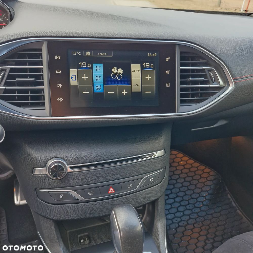 Peugeot 308 BlueHDi FAP 150 EAT6 Stop&Start GT-Line Edition - 11