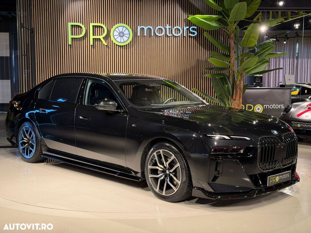 BMW Seria 7 740d xDrive MHEV - 11