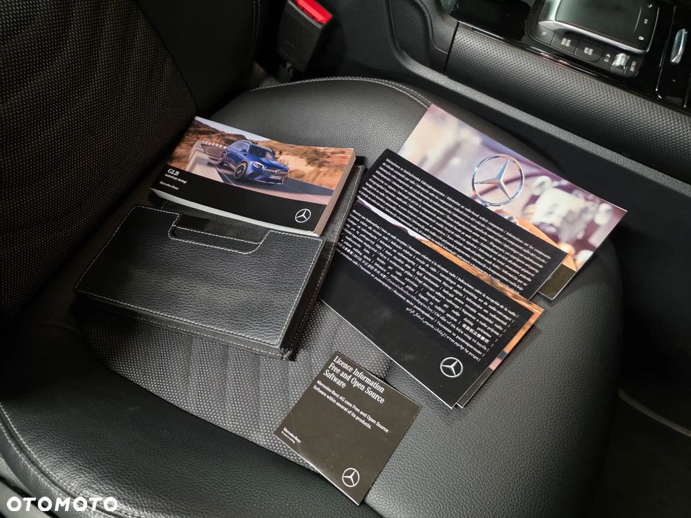 Mercedes-Benz GLB 200 7G-DCT - 22