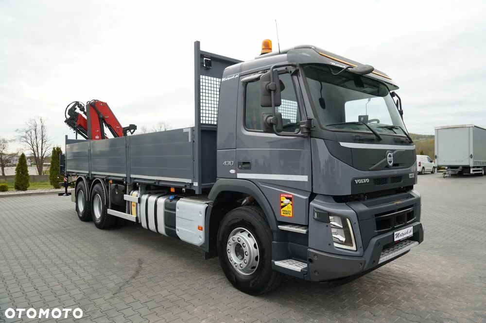 Volvo FHX 430 / SKRZYNIOWY- 7,15 M / HDS HYVA HC-183 / ROTATOR / WIDŁY DO PALET / PILOT - 17