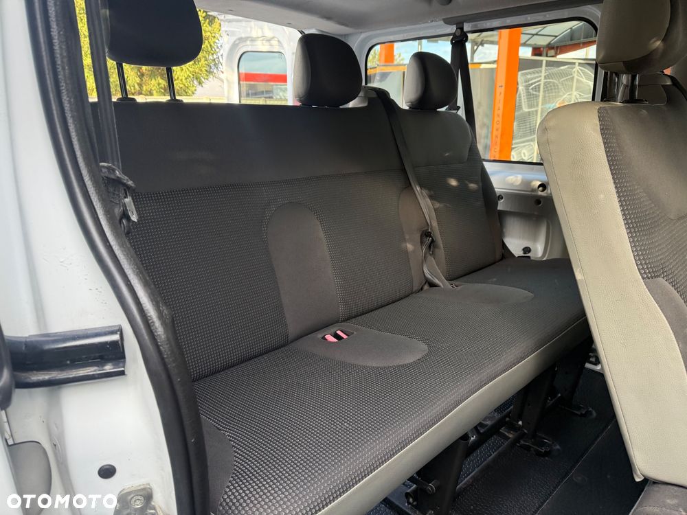 Opel Vivaro - 13